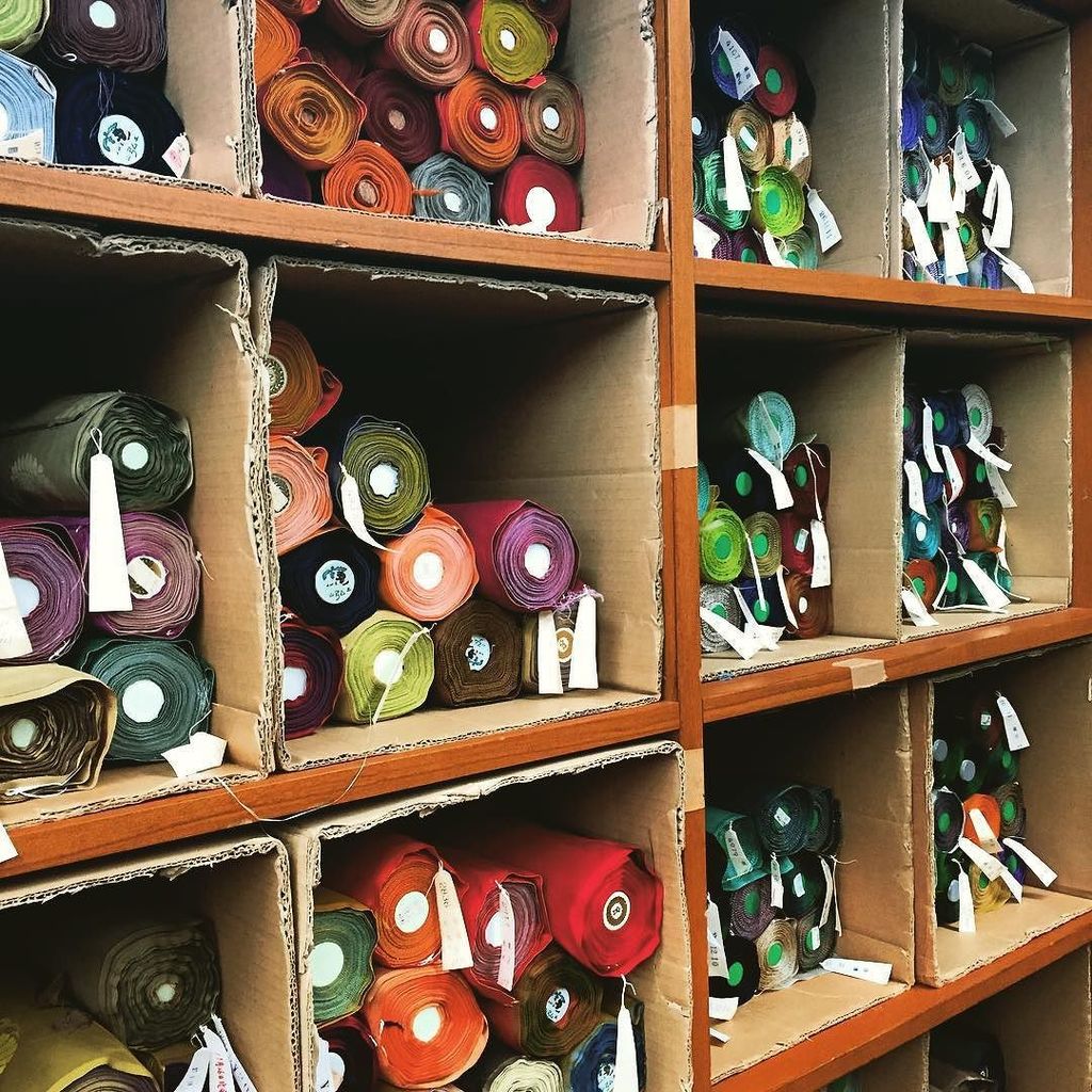 InstaKyoto's tweet image. Fabric Shopping in Kyoto #cubbiesoffabric fabricrolls #japanesetextiles #colorselection #f… ift.tt/1WlQB11