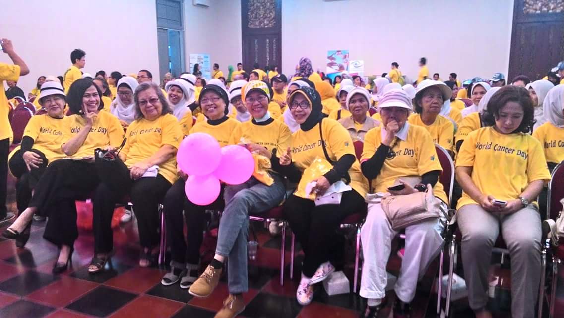 ICCC_IC3's tweet photo. Great moment! World Cancer Day With ICCC! #IndonesiCancerCareCommunity https://t.co/XdCTcn8GG5