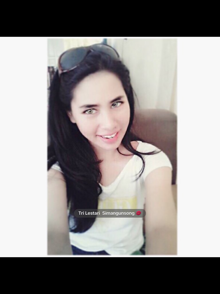 ThreeLestarySmg's tweet photo. Tersenyumlah walau hatimu tidak ingin kamu tersenyum 😍😀😂 https://t.co/CRrVdQgVQr
