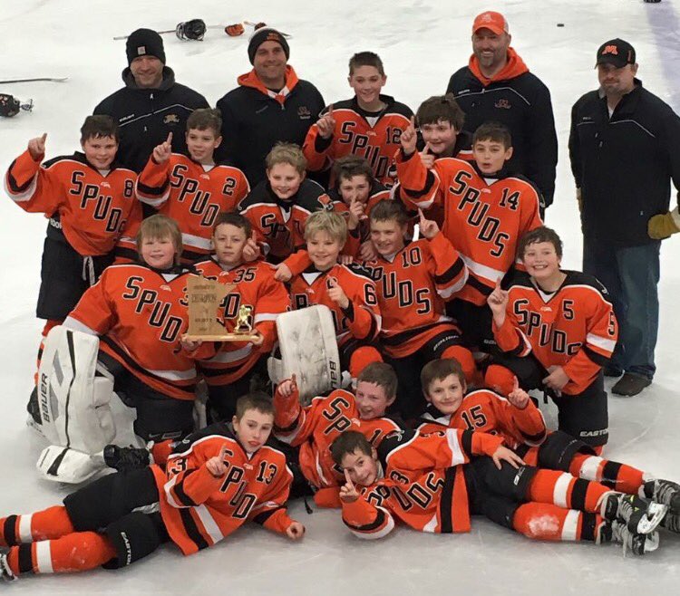 gldnber's tweet photo. Moorhead squirts sweep D15 playoff action this weekend. #firstfirstfirst #twoyearsinarow #OnwardMoorhead https://t.co/5JGBSILtlB