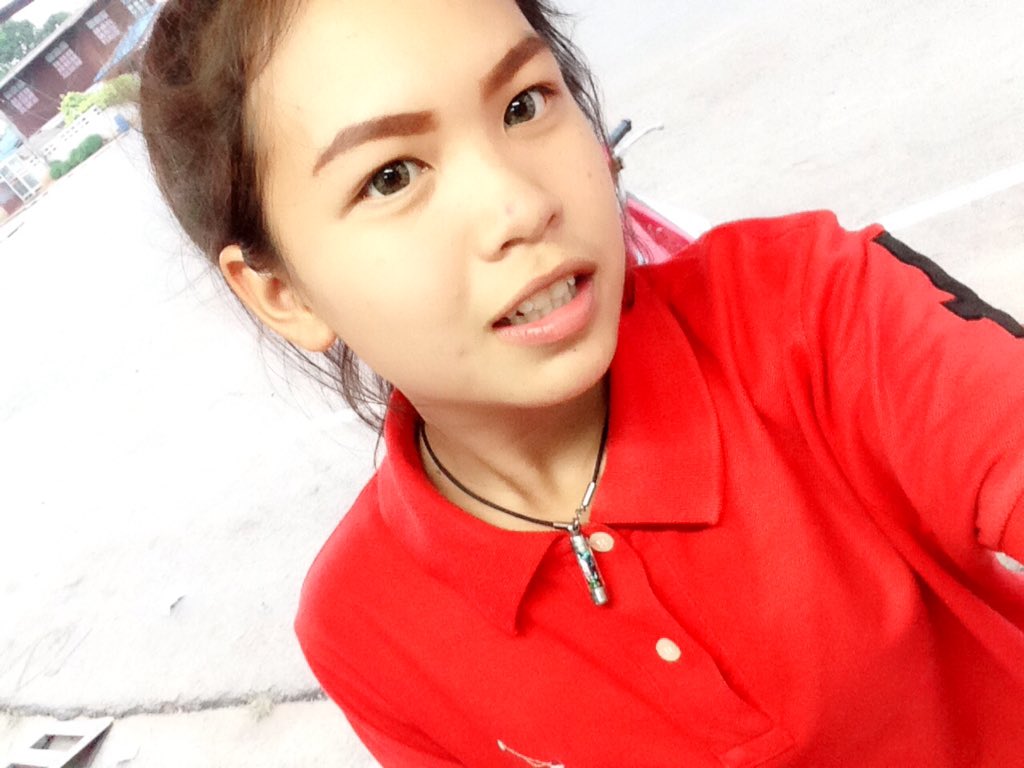 ployly_ph's tweet image. เริ่มยิ้มรับมัน 😑