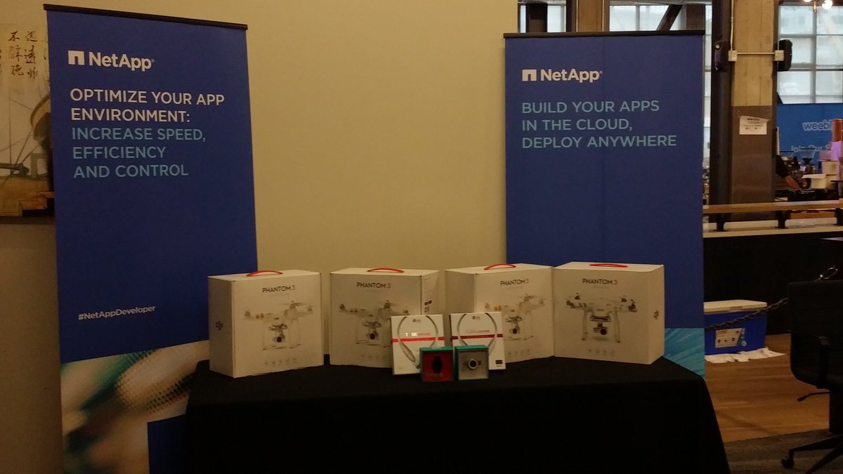 DLMunsch's tweet image. Valentine&apos;s day hacking... just about to hand out prizes!  #NetAppDeveloper #DevWeek16 @NetApp