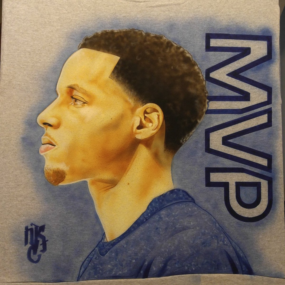 UNCLUVA's tweet photo. 1st @StephenCurry30 @ESPNNBA #NoviKaneCustoms #MVP https://t.co/XTiz5F1j1u