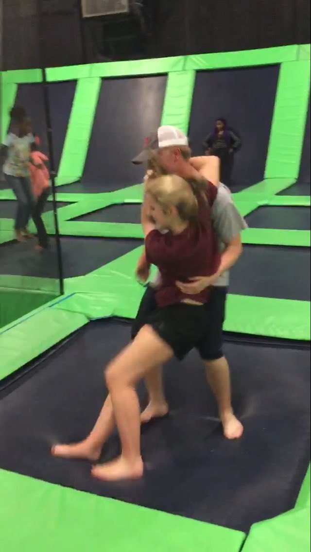 AlyssaRichmondd's tweet photo. The moment you know you messed up #MidFall https://t.co/qNUXCBuaSh