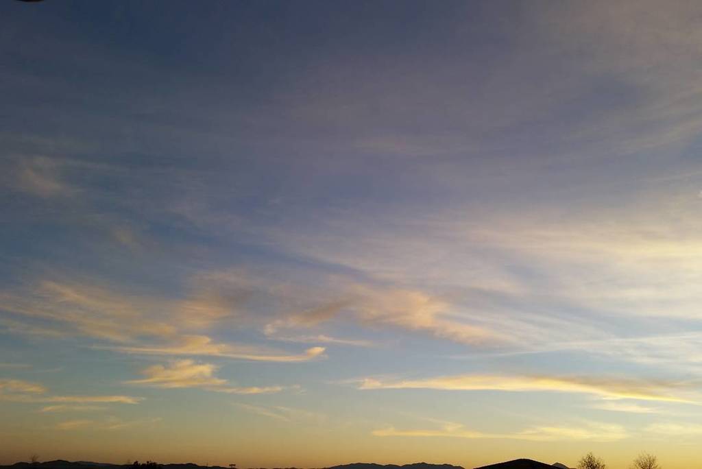 scia_chimica's tweet photo. #anonymous #anon_family #anonymiss #chemtrails #haarp #cern #sky #geoengineering #atmosphe… https://t.co/TTKoLvKV9d https://t.co/flMwns0awY