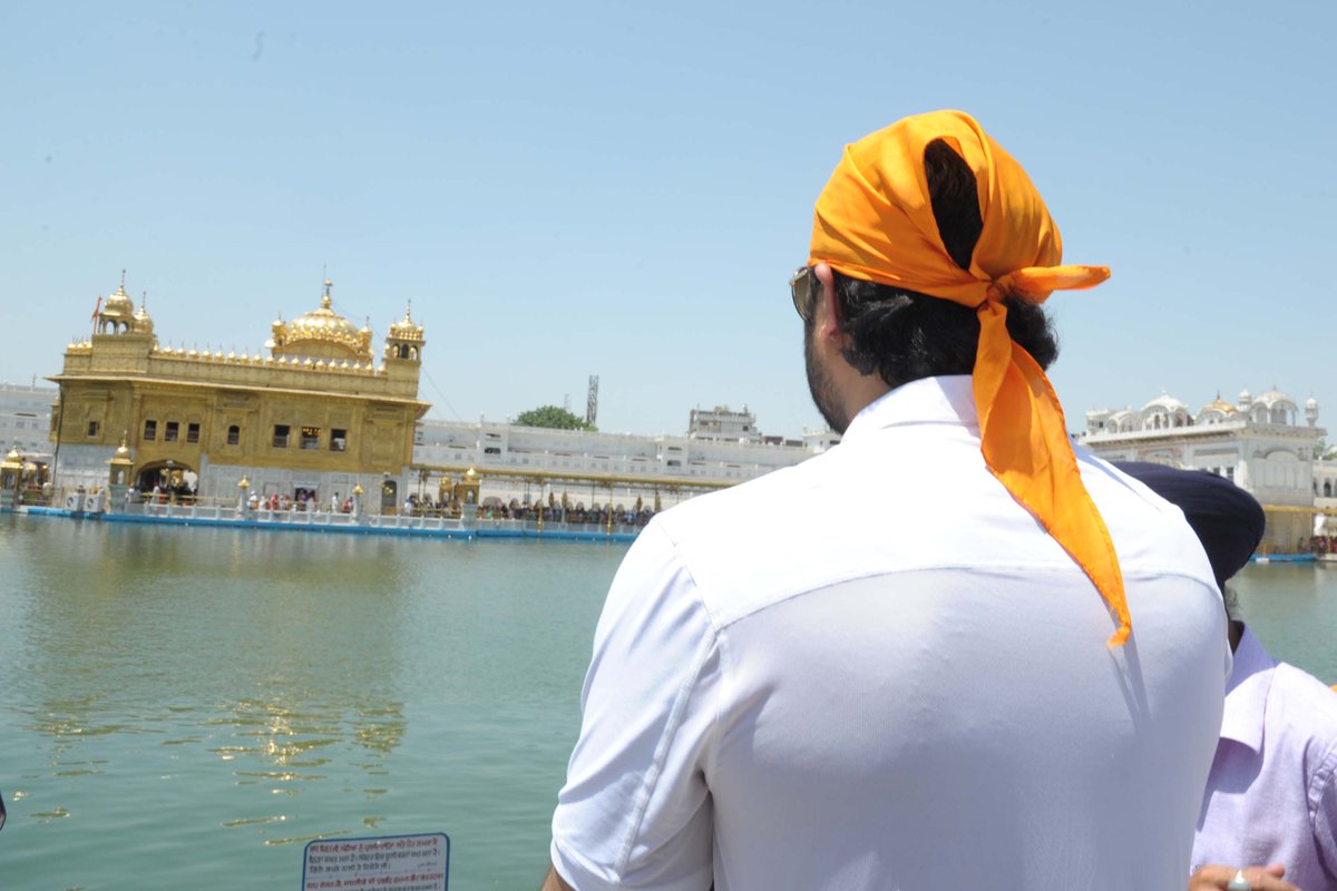 Narinder Suri @ Nanu tweet media