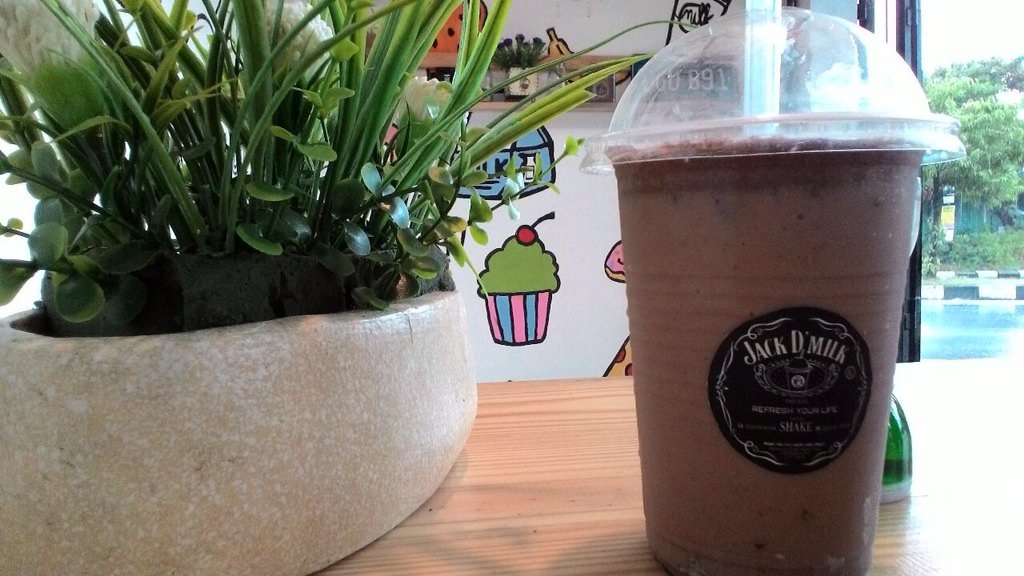 di jl. ringroad utara kentungan no.21c pandega satya ( timur perempatan jakal 200m depan Jousse t-shirt )