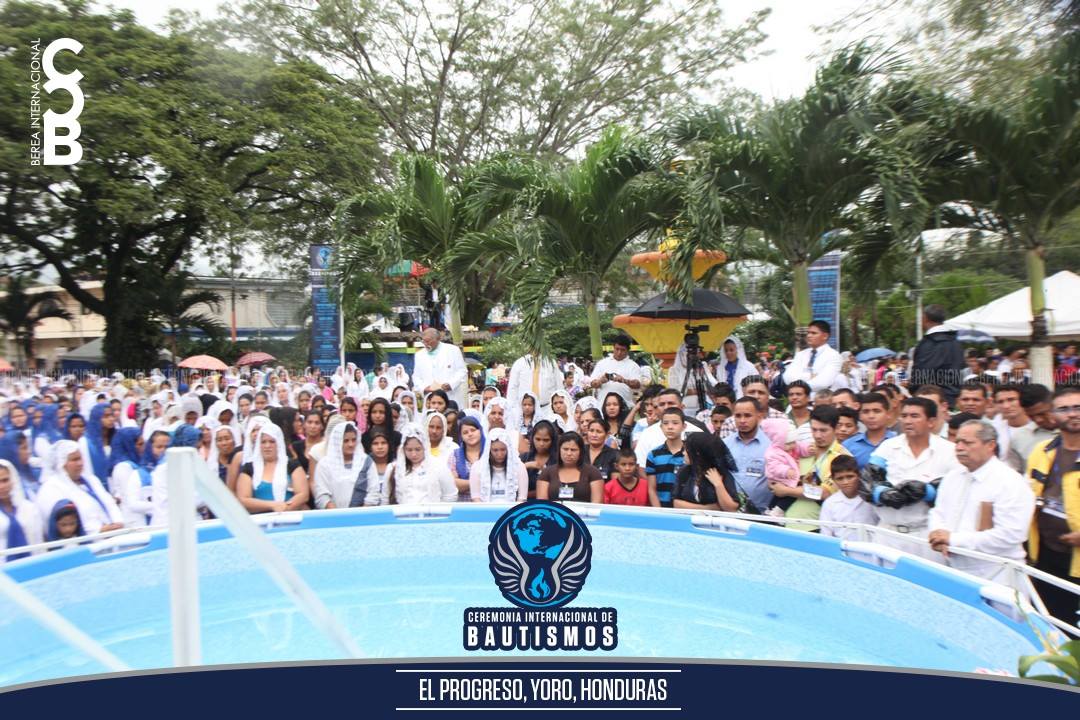 BereaInter's tweet photo. Ceremonia Internacional de Bautismos 

El Progreso, Yoro, Honduras C.A

#LdmBautismos
#SoyLuzdelMundo https://t.co/dL5zYRTb4V
