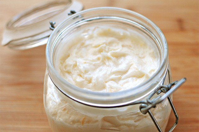 DIYBeautyRecipe's tweet photo. Moisturizing Body Butter – Easiest DIY https://t.co/bfjb4SzGYT https://t.co/K9Ue4tSYo6