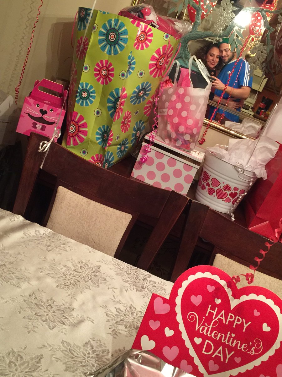 cloudy005's tweet photo. Feeling 💘 #Valentines #cute #cloudyworld https://t.co/cKWSE9kfkv