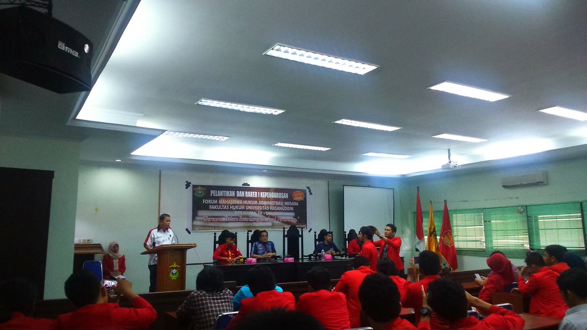 Sumpah Ketua Umum Terpilih <a href="/HANUNHAS/">HAN FH-UNHAS</a>