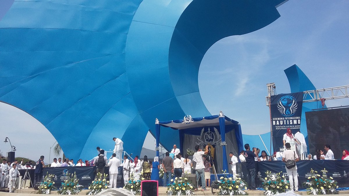 marquez_merari's tweet photo. #LdmBaustismos 
#SoyLuzdelMundo 
#manzanillo https://t.co/1lGYy8kIxD