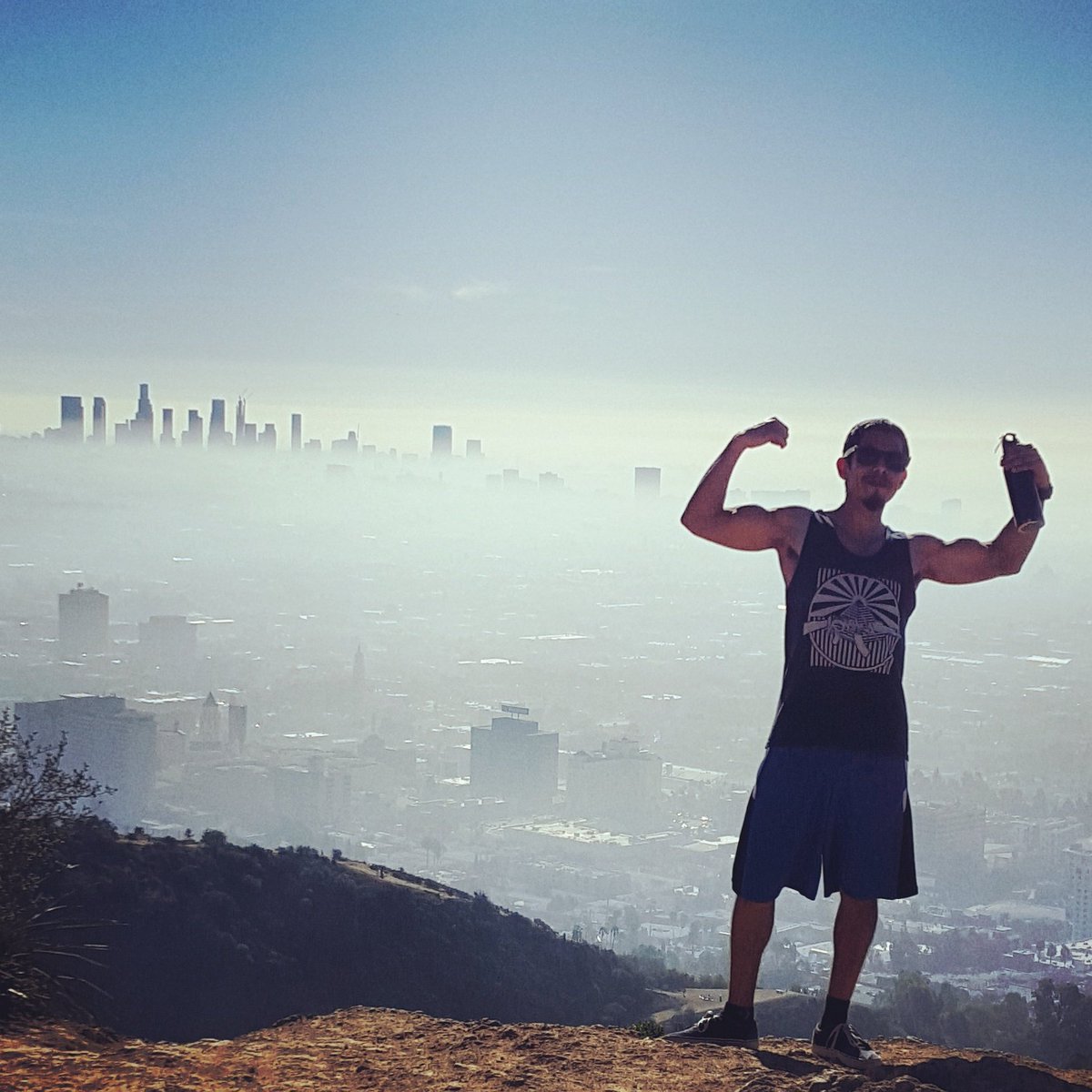Gains left and right. #runyoncanyon #selfie