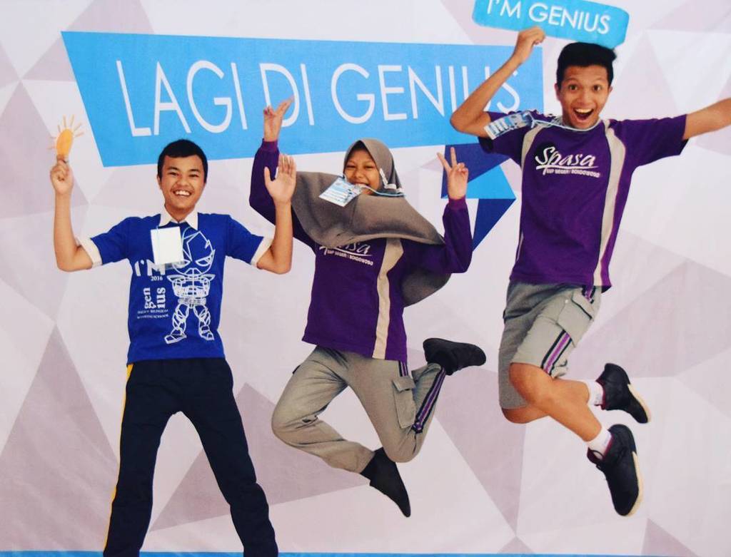 BEST PHOTO GENIUS 2016 at photo booth SPASA BONDOWOSO #geniussbbs #genius2016 #geniusteam #sbbssragen