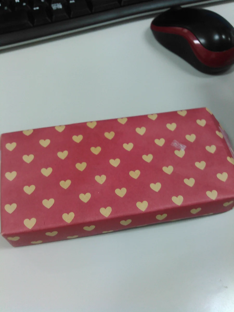 お返しはホワイトシチューかな？バレンタインチョコだと思ったらカレーだったｗｗｗ