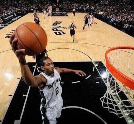TheDunkCentral's tweet photo. When you're not playing for the Spurs and you remember you can have fun https://t.co/M7kdTobEKC