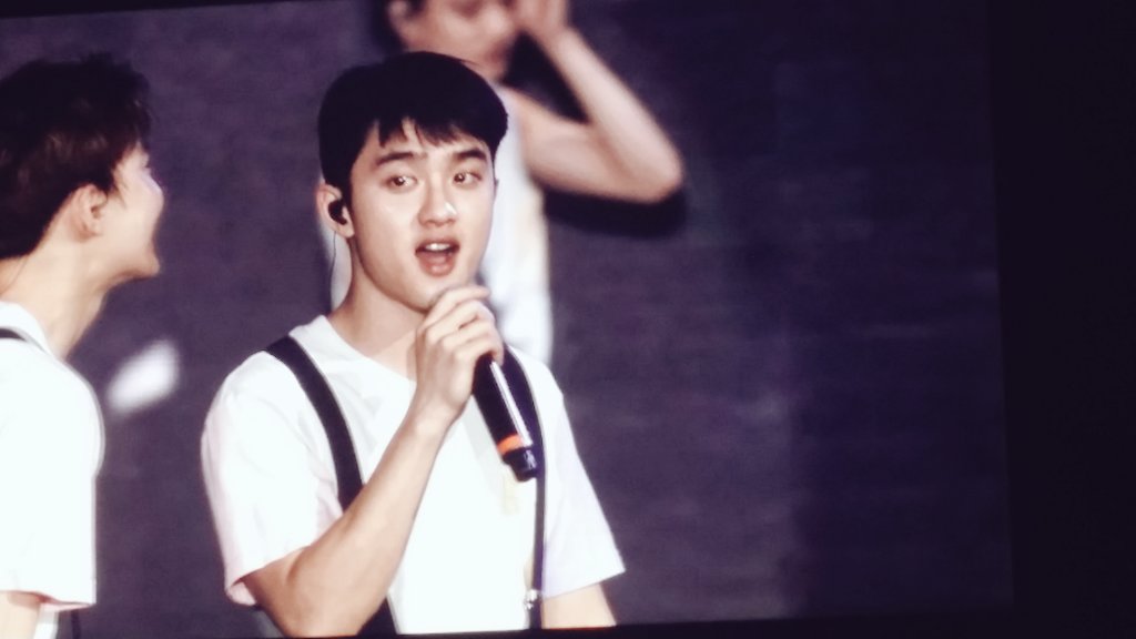 myhappiness112's tweet photo. 우리경수 요정..8ㅅ8  #EXOluXioninLA https://t.co/Xs5hFqMdrh