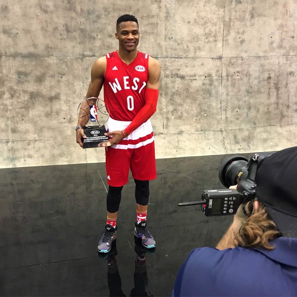 #RussellWestbrook gets his #KiaAllStarMVP portrait taken!
