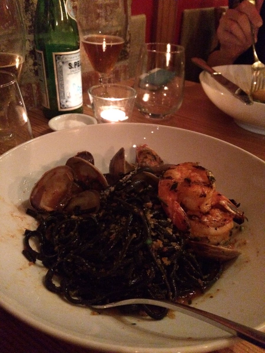 Could not have had a better Valentines Day dinner at #belliosteria The prawn and clam linguini was incredible!