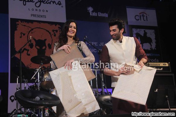 SabeehaKaif's tweet photo. #AdiKat at #KGAF2016 https://t.co/USkfAWkcDh