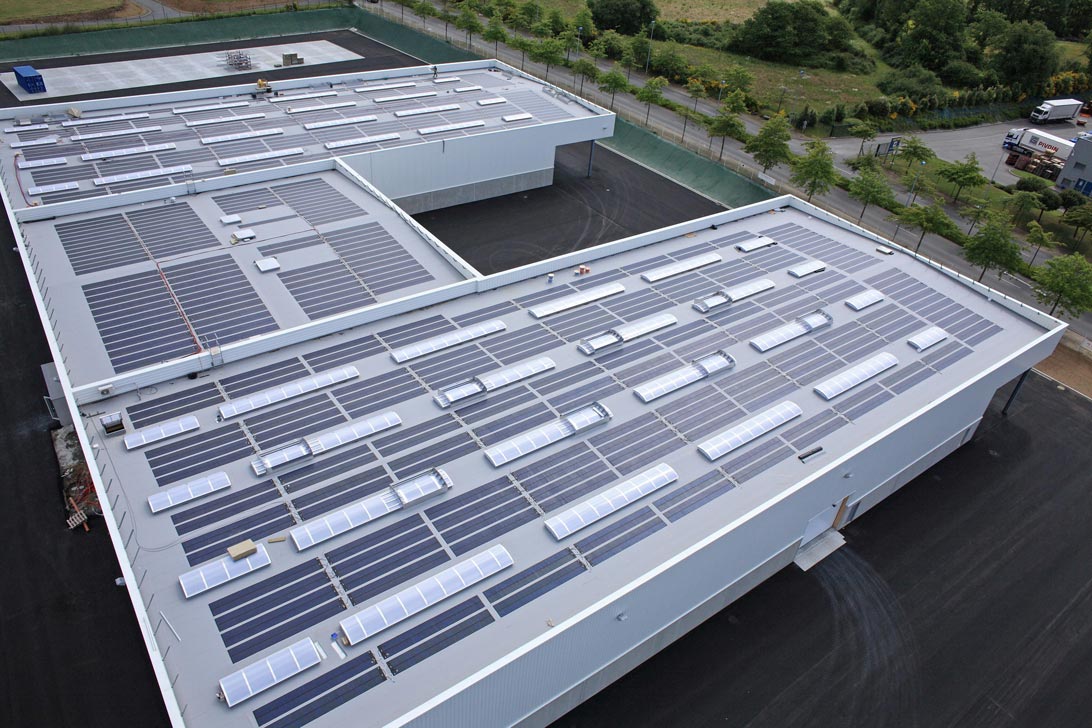 ips__group's tweet photo. IPS are turning buildings into power stations in partnership with #BIPVco. Call IPS on 01969 625000 to find out more https://t.co/FRT2UfFJYZ
