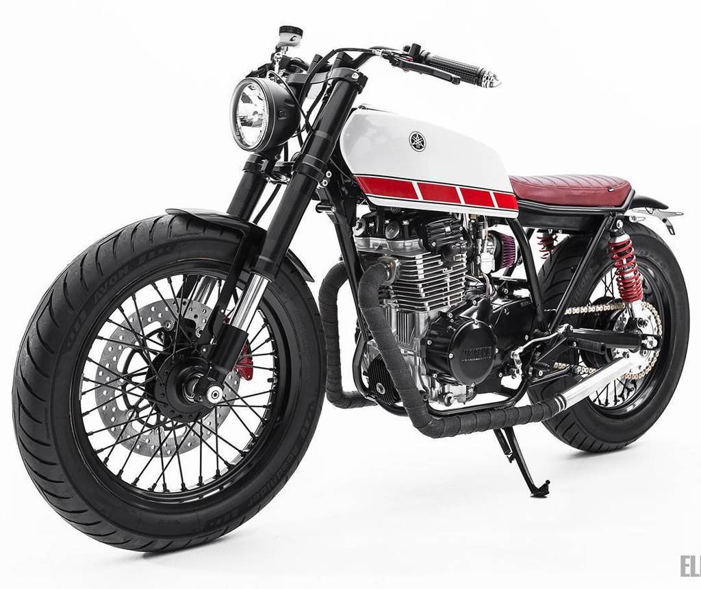 Absolut_Moto's tweet photo. #Yamaha #XS400 1977 by #Ellaspede by racingcafe... https://t.co/3a8r44LVUI #caferacer #tracker #scrambler #motorcy… https://t.co/bgyysuwRlB