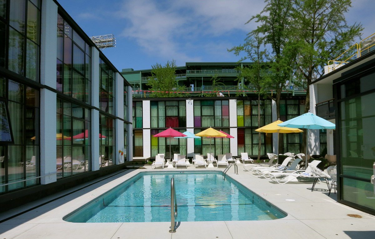 Top Ten Travel Tips tweet media