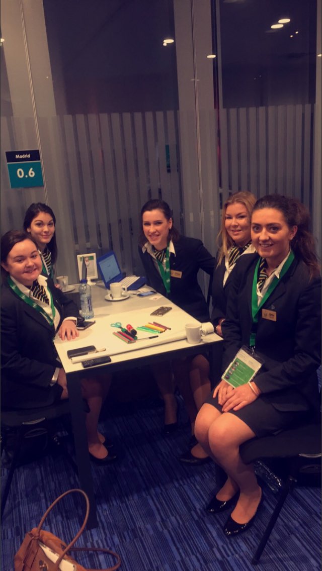 SCHMMillennial5's tweet photo. TEAM SCHM❤️ Our team pitch was a success and now it's time for the case study #MillennialsOnTour #PowerOfFive https://t.co/aV7YTOWVz8