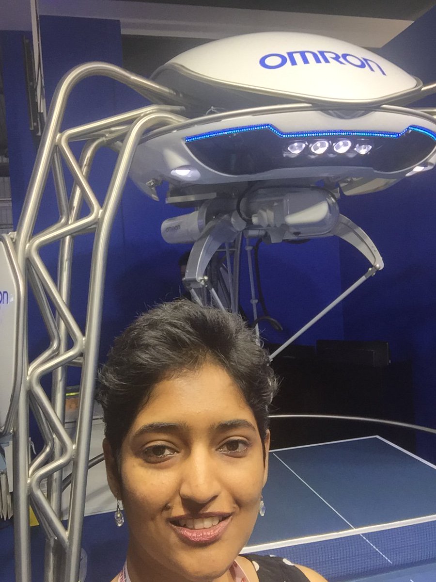 OmronIndia's tweet image. People getting excited to take selfies with #Forpheus. More to come!  #SelfieWithForpheus @Prernaw @elecrama2016