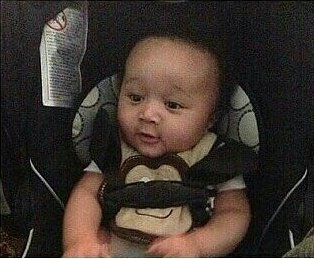 VectorThaViper's tweet photo. when your wife (then girl) had backstage pass to a John legend concert about a year ago. 😏 https://t.co/jyRHvoHFDw