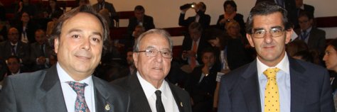 medicosICOMEM's tweet photo. Juan Abarca y la privatización del Icomem #eleccionesicomem https://t.co/Tx1ASx6nSl https://t.co/xTzsRgQpiV
