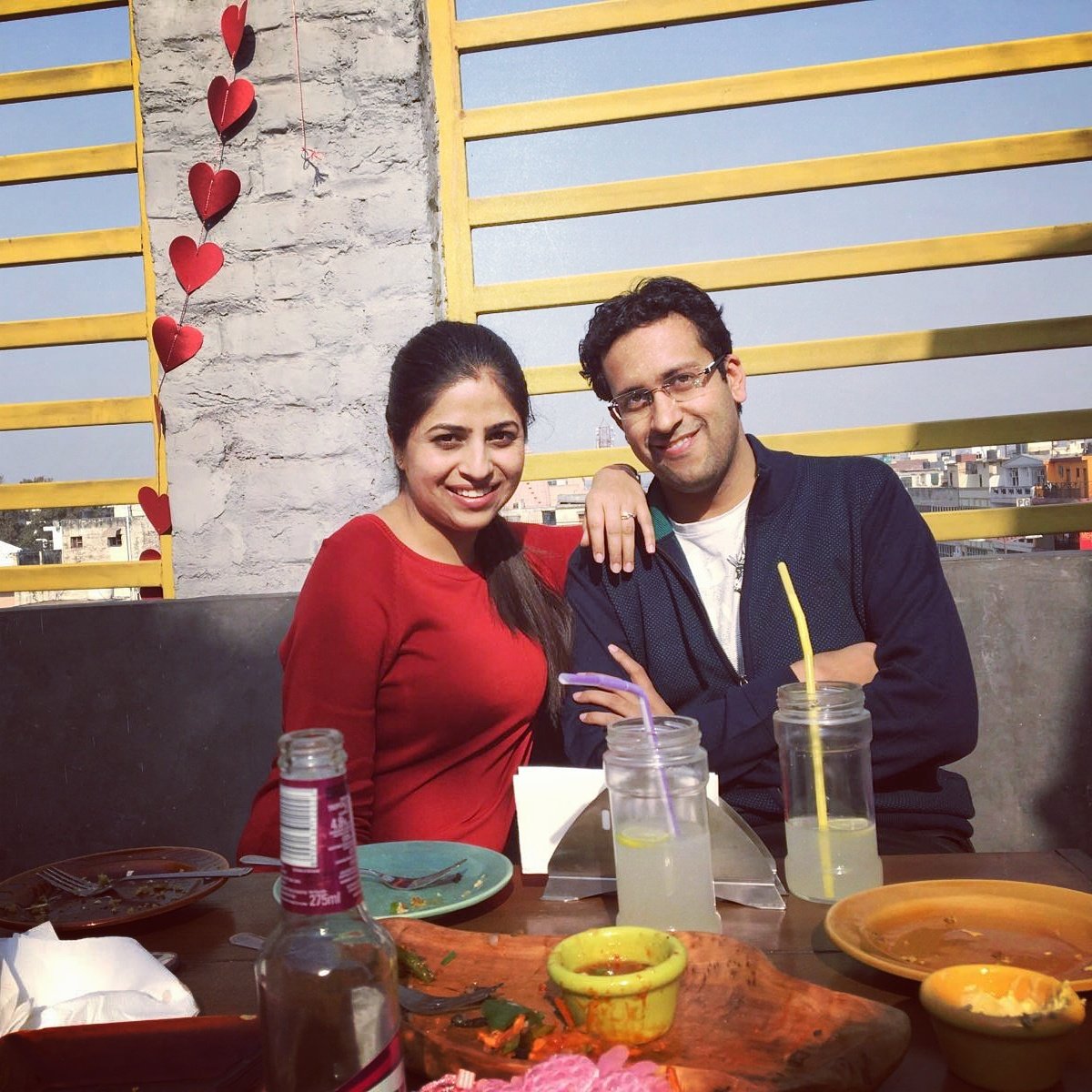 richa_2207's tweet photo. The best thing to hold onto life is each other.....#beingpensive....#mondayblues... https://t.co/KxPFrcwxdN
