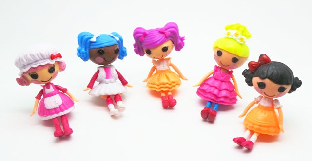 LALA LOOPSY 3 (5)

Tinggi 7.5cm
titanbaking.com/product.php?a=…
#mainan #hiasan #cake #lalaloopsy #titanbaking