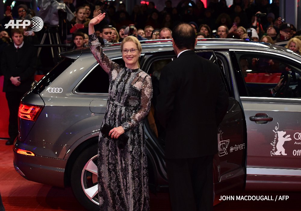 afpfr's tweet photo. Pour Meryl Streep, les patrons d'Hollywood ne favorisent pas la diversité https://t.co/CtKiJvfI3Z #AFP https://t.co/GXSTBfOcuj