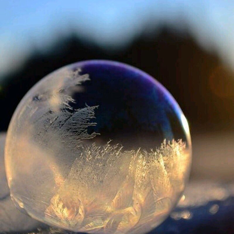 •*.
في الدنيا قانون يسمى الدوران..
سيعود إليك سواء كان . .
خيرآ ام شرآ ..
فأحسن صنع ما تود أن يعود إليك .. 👍

#درر👌🍁