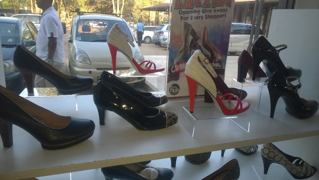 TheHubKaren's tweet photo. Spin the wheel for a chance to win some freebies from WIDE SHOE COLLECTION #InsideTheHub #TheExperienceHasBegun https://t.co/Ki5QeCSwJm