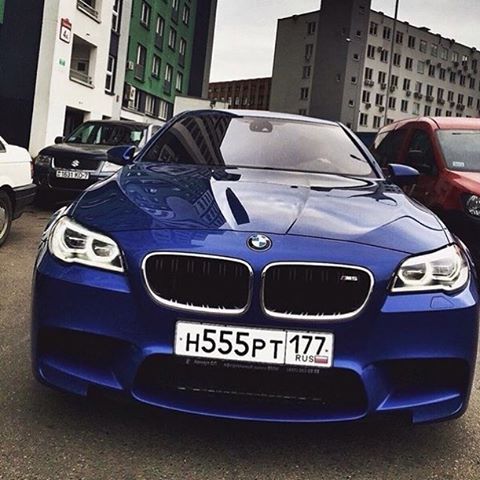 newsworldhere's tweet image. #BMW #M5 #m5f10 #blue #555 #Russia #Moscow #Moscowcars #russiancar #russianluxca... - worldnewshere.com/2015/11/30/bmw…