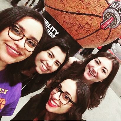 SelfieMsticker's tweet photo. A #groupie at the NBA all star weekend in Toronto. Great photo ladies! 
Photo credit to @marmeetsworld #basketball https://t.co/AxaKtA8RHH