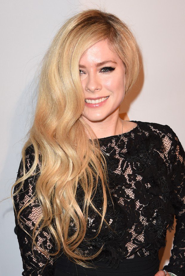 pictureavril's tweet photo. avril at the pre grammies party https://t.co/GHGTBSkzat