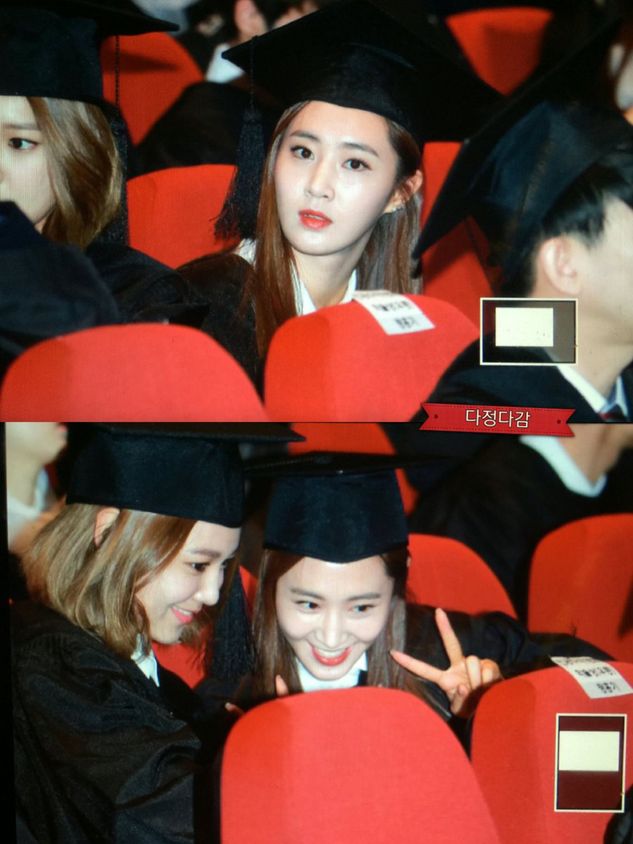 [PIC][15-02-2016]SooYoung và Yuri tham dự Lễ Tốt nghiệp của Trường Đại học Chung-Ang vào trưa nay CbPcGHjUYAAyaAK
