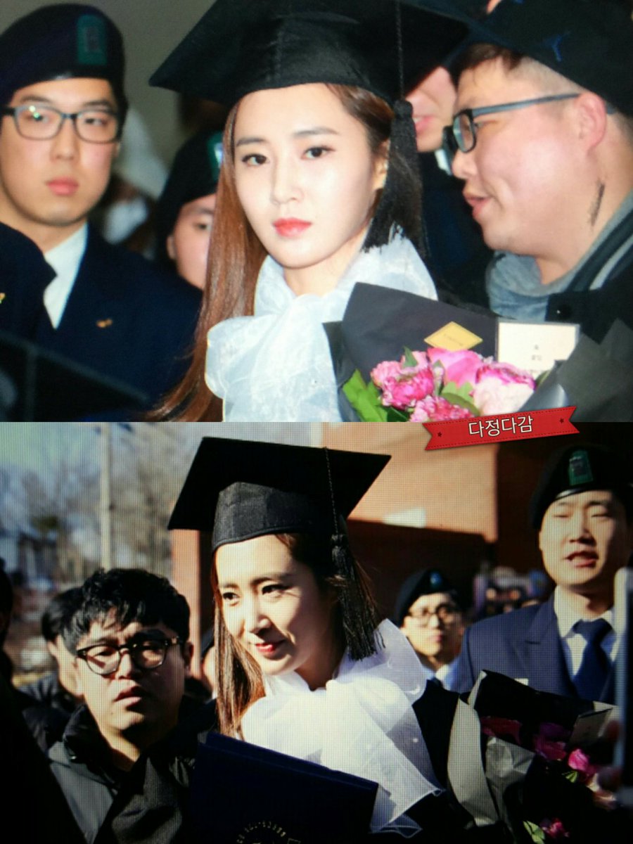 [PIC][15-02-2016]SooYoung và Yuri tham dự Lễ Tốt nghiệp của Trường Đại học Chung-Ang vào trưa nay CbPd6R9UUAAAOtY