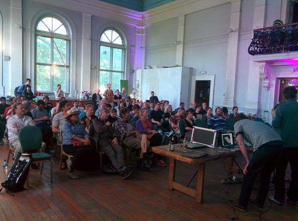 free 7.30pm tonight Mon 15 <a href="/LimehouseTH/">Limehouse Town Hall</a>
dorkbotlondon.org art/tech talks &amp; demos, BYOB
facebook.com/events/2206468…