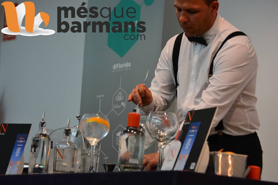 mesquebarmans's tweet photo. Este fin de semana no hemos parado  #ValenciaLab  y  #RestauranteL'alter con @NGINVLC y @Schweppes_ES  #keepmixing https://t.co/J1kcNp6eAK