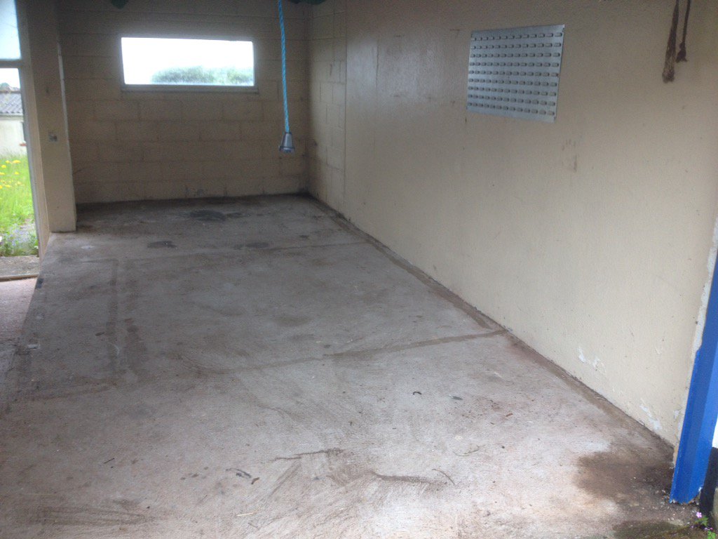 planbdevon's tweet image. Garage cleared in torquay