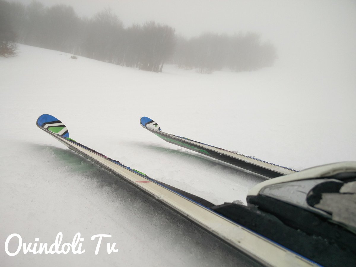 Ovindolitv's tweet image. #buonlunedi #ovindoli @MonteMagnola nemmeno il #libeccio ci ferma!