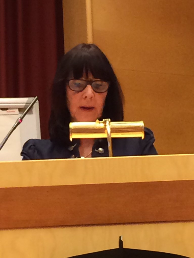 Landstingsrådet <a href="/friskoppchris/">Christel Friskopp</a> Christel Friskopp inleder debatten om framtidens hälso- och sjukvård Nära patienten