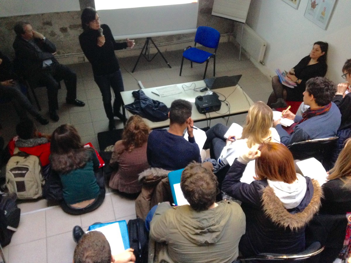 ecolemultimedia's tweet photo. Ce matin présentation de #projet par @Tania Pacheff pour la #formationcontinue et la #formationpostbac #digital https://t.co/zMgn1pTC82