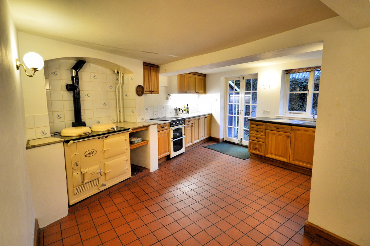 sowerbyslets's tweet photo. *** NEW LISTING ***
A charming linked detached property...
https://t.co/hrWI8hWUwF
#Sowerbys #Hingham #NorfolkRT https://t.co/Lij9DakyxF