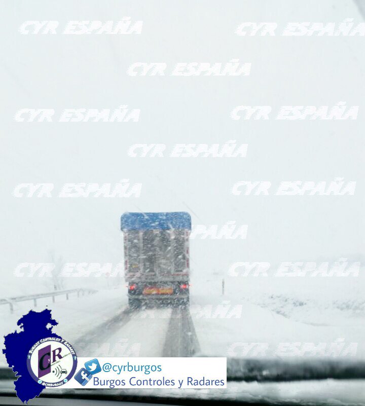 cyrburgos's tweet photo. .#nieveburgos en la N-627 muy despacio entre #basconcillos del tozo hacia Aguilar (pk 53 al 80 ambos sentidos https://t.co/FGD56KOpPA