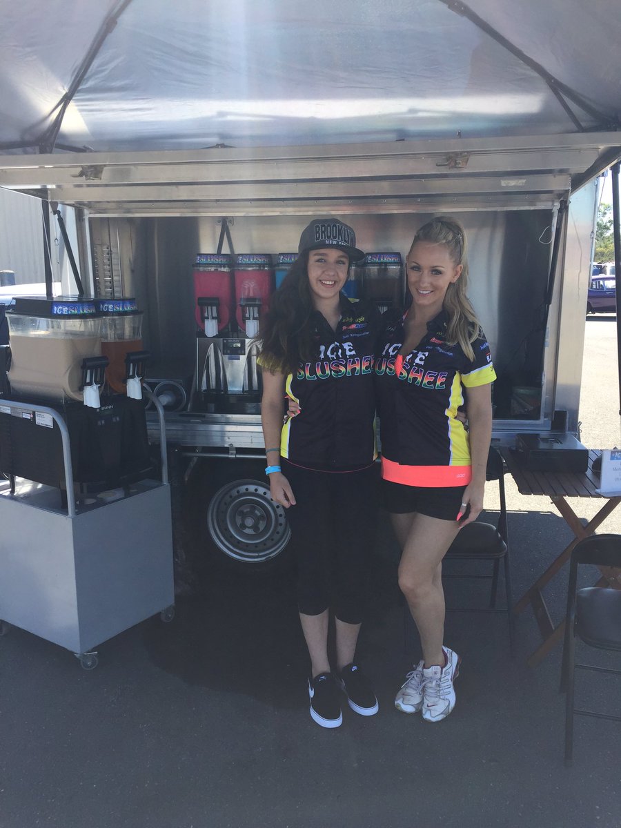 IceSlushee's tweet photo. Hire the Ice Slushee van for your next big event #Bunn #Slushies #EventsQLD #GoldCoast #slush #eventhire https://t.co/fdEJobjar1